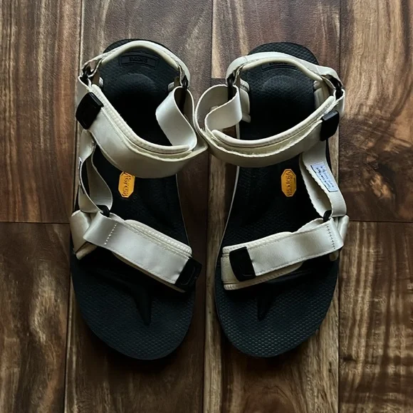 A.P.C. X Suicoke Men Sandals - Picture 2 of 6